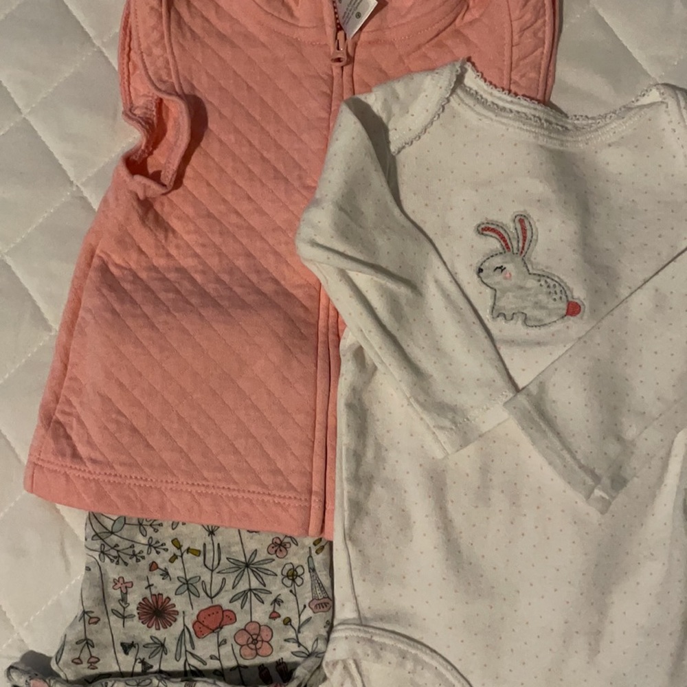 Set of 3 Spring Outfits - Picture 3 of 6